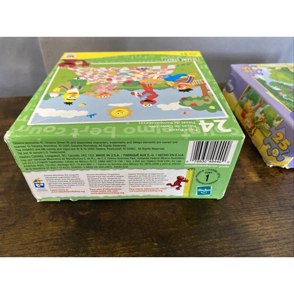 Lot Of‎ 2 Disney Winnie The Pooh & Sesame Street 24 Piece Puzzles Complete